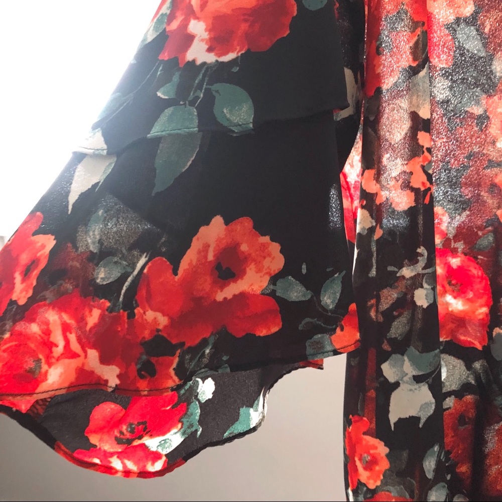 Floral Ruffle Sleeve Kimono - Picture 3 of 4